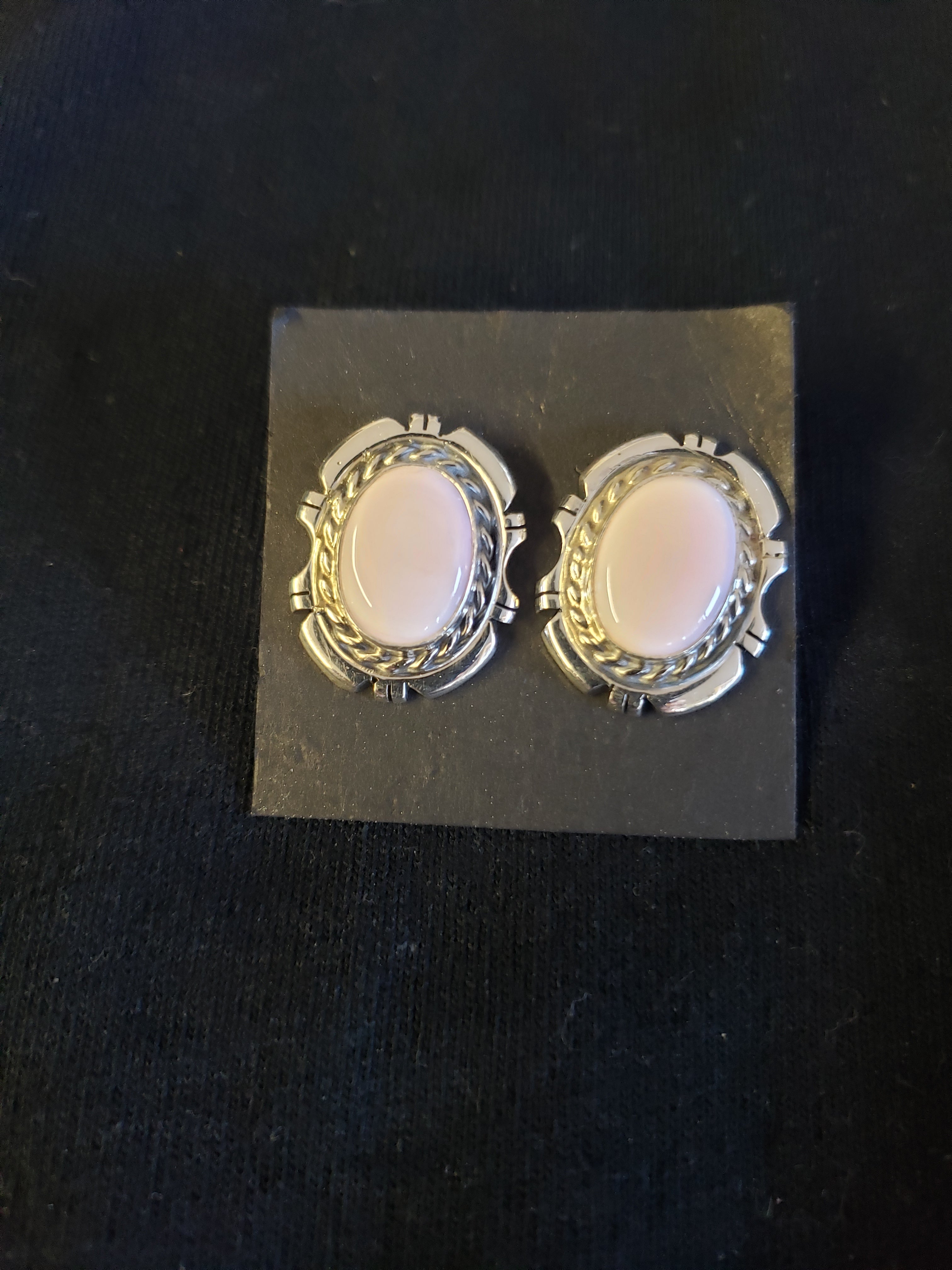 Pink Lip Conch Shell Navajo Earrings